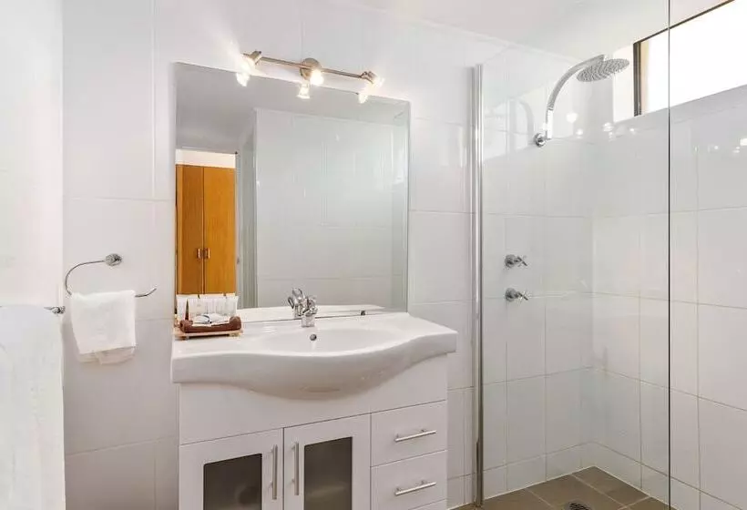 اتاق خانوادگی, Quality Inn Dubbo International