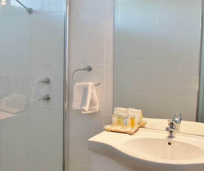 Семейный Номер, Quality Inn Dubbo International