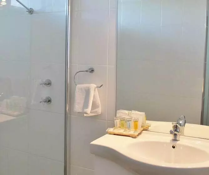 اتاق خانوادگی, Quality Inn Dubbo International