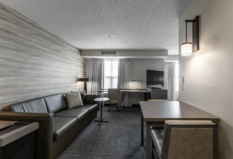 스위트, Residence Inn Columbus Easton