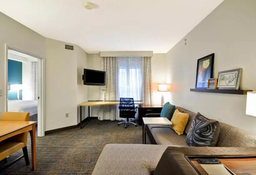 سوئیت با چشم‌انداز, Residence Inn Lexington South Hamburg Place