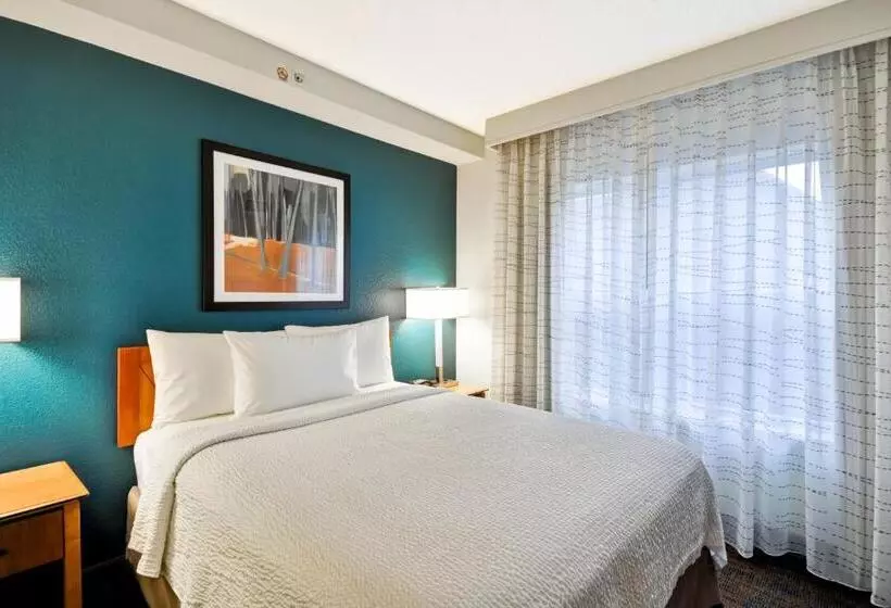 سوئیت با چشم‌انداز, Residence Inn Lexington South Hamburg Place