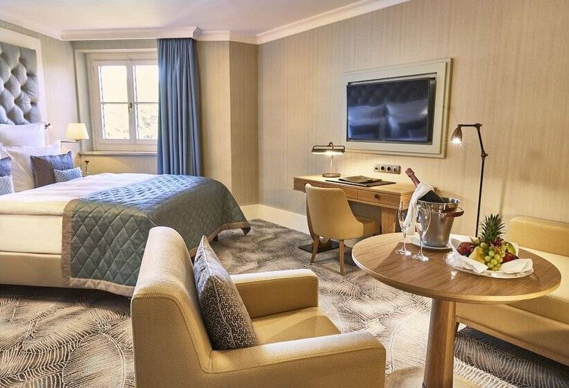 غرفة ديلوكس, Steigenberger Icon Grandhotel & Spa Petersberg