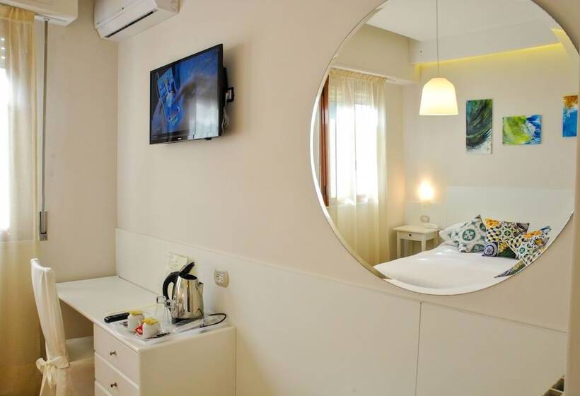 베이직 룸 더블 침대, Villa Fiorita