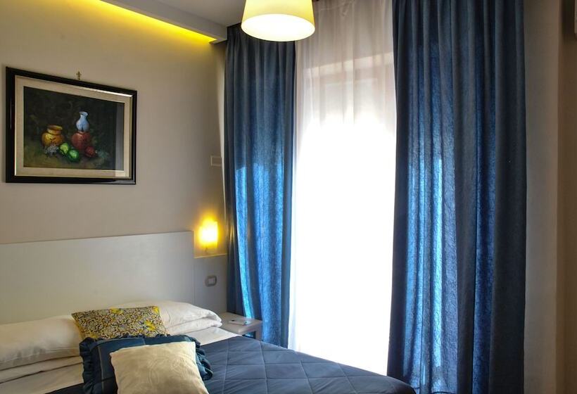 스탠다드 4인용 룸 바다전망, Villa Fiorita