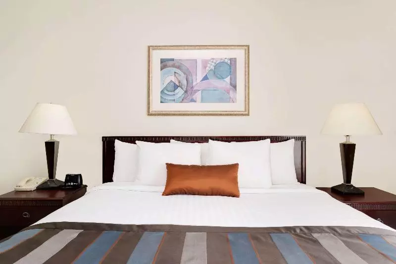 اتاق استاندارد با تخت بزرگ, Wingate By Wyndham Destin
