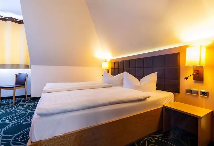エコノミールーム, Steiger Hotel Elbschlösschen Rathen