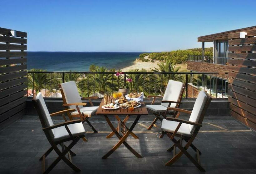 סוויטה, Blue Dolphin