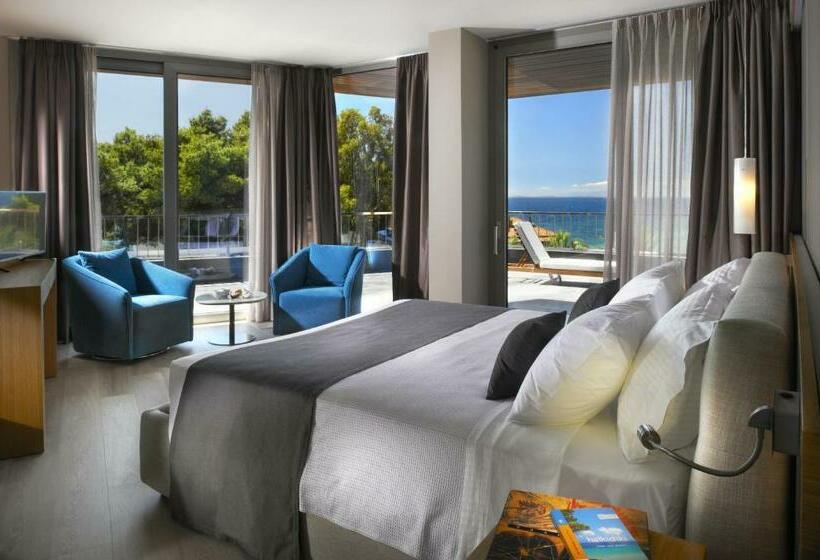 סוויטה דלוקס, Blue Dolphin