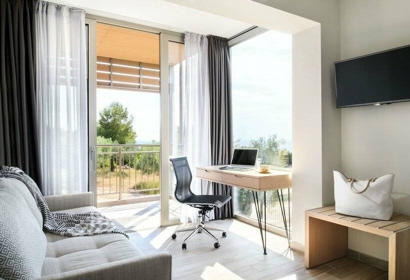 חדר דלוקס, Blue Dolphin