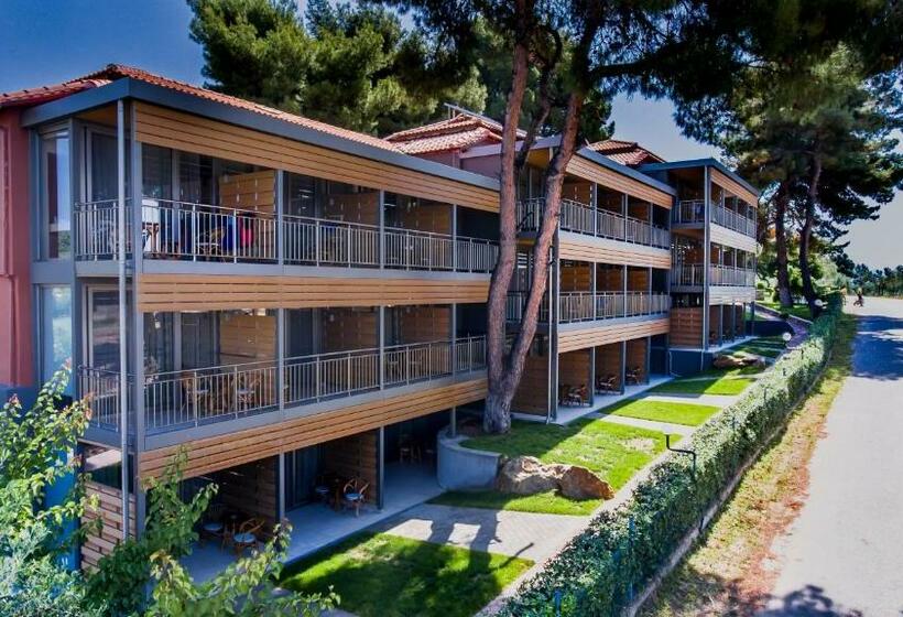 חדר משפחתי דלוקס, Blue Dolphin