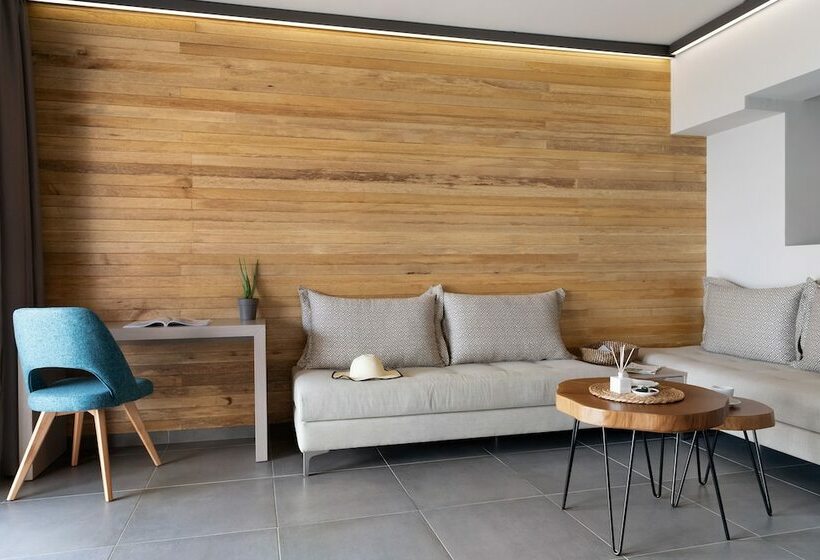 סוויטה משפחתית, Blue Dolphin