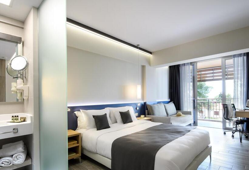 חדר דלוקס, Blue Dolphin