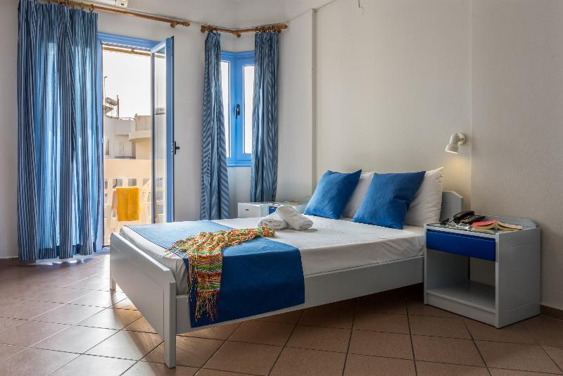 غرفة قياسية ثلاثية, Central Hersonissos