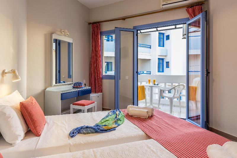 اتاق استاندارد سه نفره, Central Hersonissos