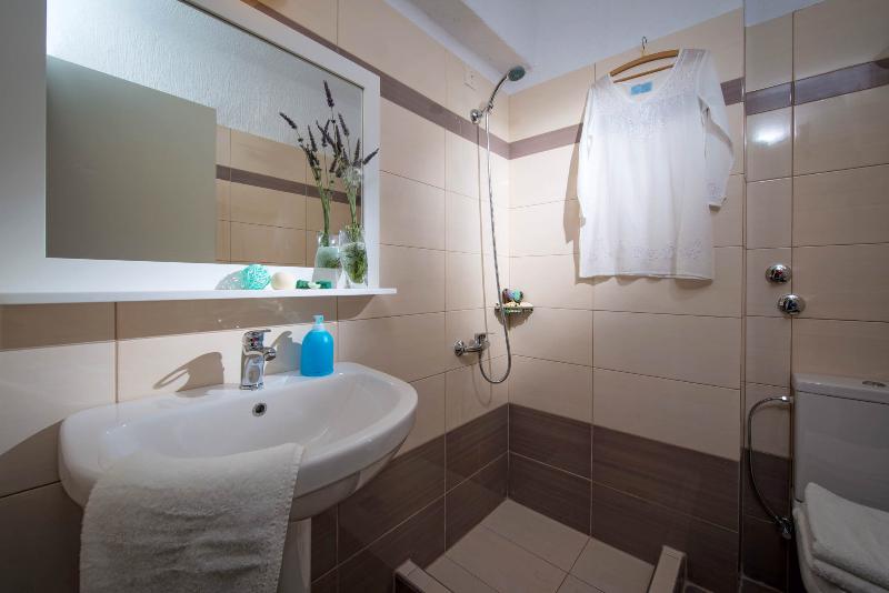 غرفة سوبيريور ثلاثية, Central Hersonissos