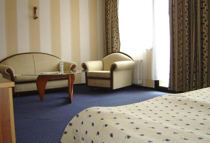 غرفة ديلوكس, Finlandia