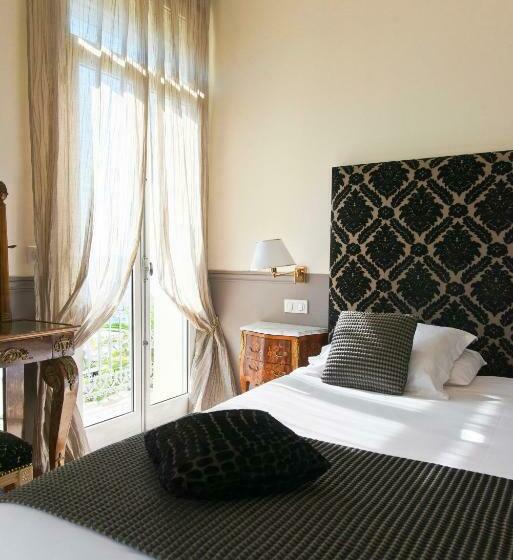 オーシャンビュースーペリアールーム, Hôtel West End Promenade