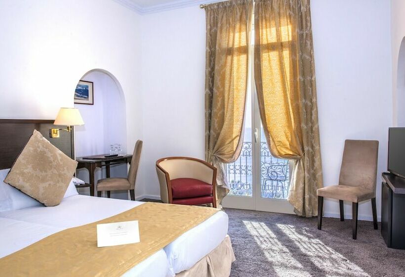 オーシャンビュースーペリアールーム, Hôtel West End Promenade