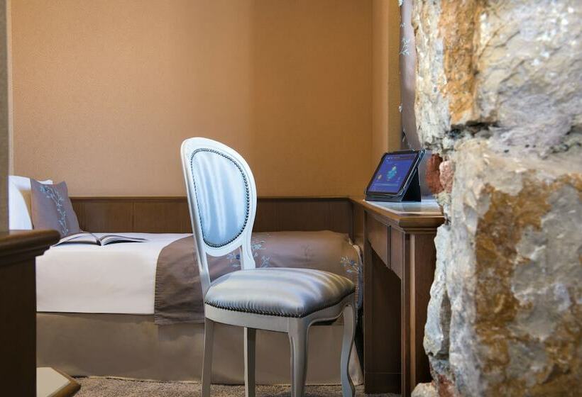 스탠다드 트리플 룸, Hôtel West End Promenade