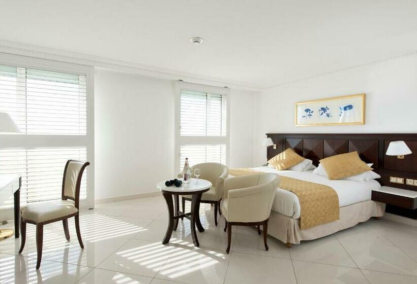 オーシャンビューデラックスルーム, Hôtel West End Promenade