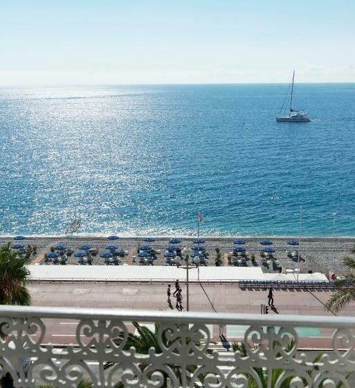 オーシャンビュージュニアスイート, Hôtel West End Promenade