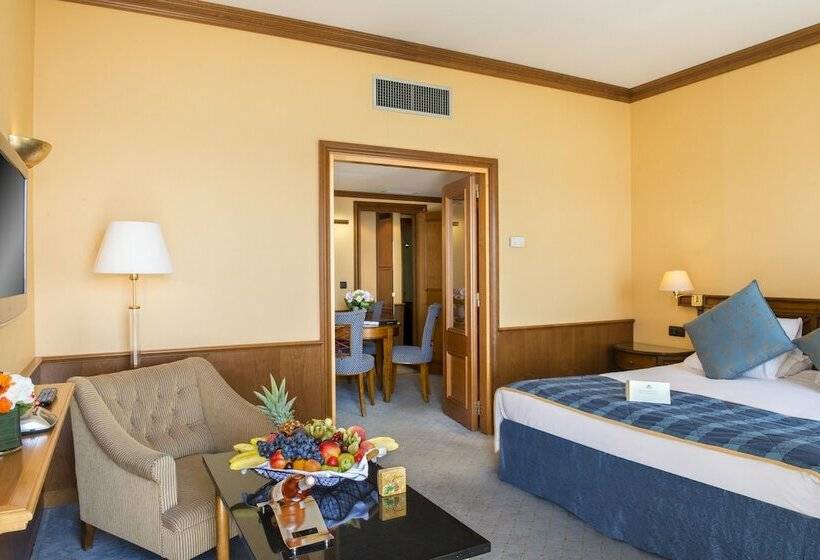 オーシャンビュージュニアスイート, Hôtel West End Promenade