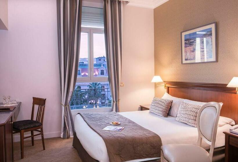 サイドオーシャンビュースタンダードルーム, Hôtel West End Promenade