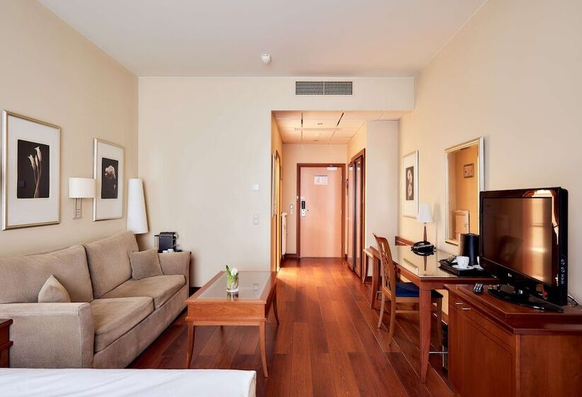 اتاق سوپریور با چشمانداز پارک, Radisson Blu Ridzene Hotel, Riga