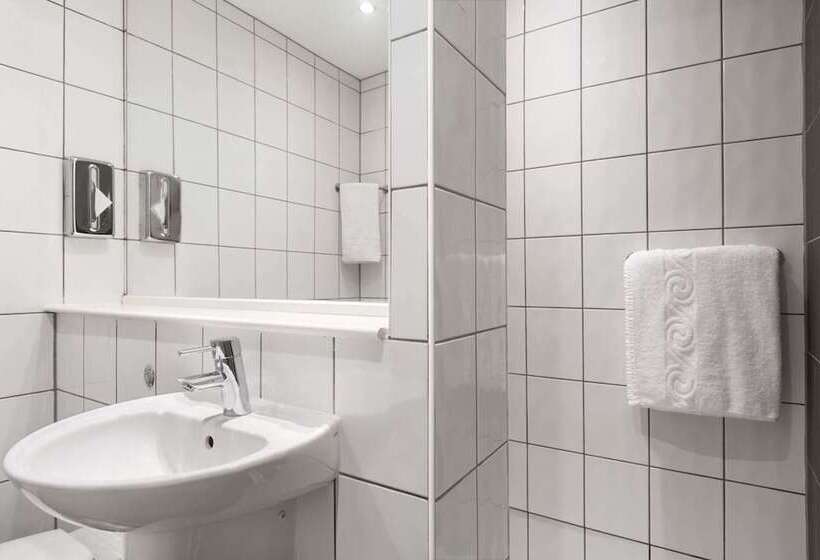 اتاق اجرایی, Ramada London Stansted Airport