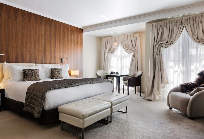 اتاق سوپریور با بالکن, Sofitel Queenstown Hotel & Spa