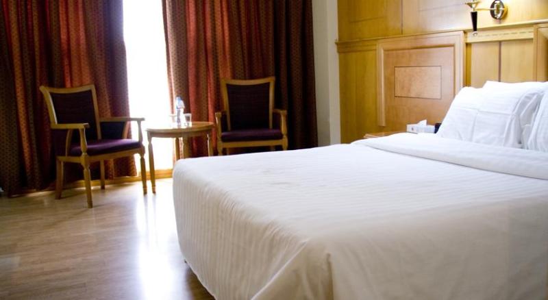 اتاق لوکس یک تخته, Swiss International Palace  Manama