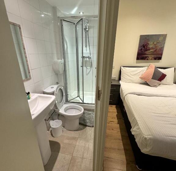 エコノミールーム, Gallery Hyde Park Hostel