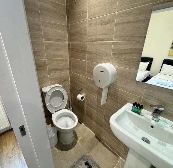 スタンダードトリプルルーム, Gallery Hyde Park Hostel