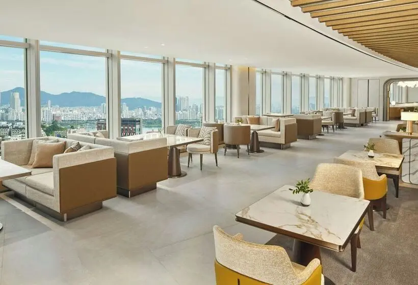 クラブワンルーム, The Westin Seoul Parnas