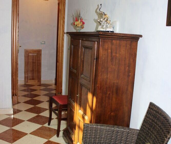 스탠다드 트리플 룸, Villa Cosilinum