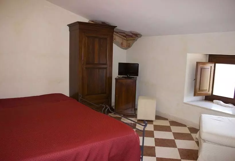 スタンダードトリプルルーム, Villa Cosilinum