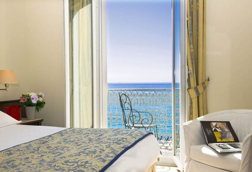 Triple Room Sea View, West End Nice