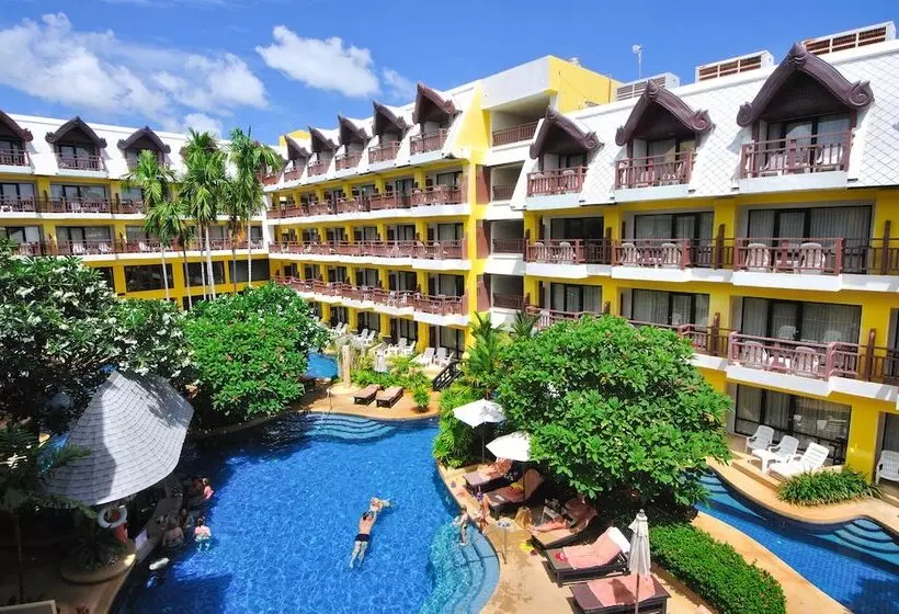 اتاق سوپریور با چشم‌انداز استخر, Woraburi Phuket Resort & Spa   Sha Plus