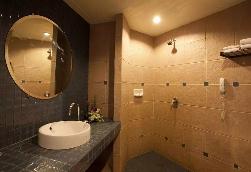 سوییت جونیور, Woraburi Phuket Resort & Spa   Sha Plus