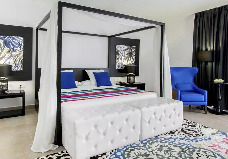 اتاق سوپریور با چشم‌انداز دریا, Woraburi Phuket Resort & Spa   Sha Plus