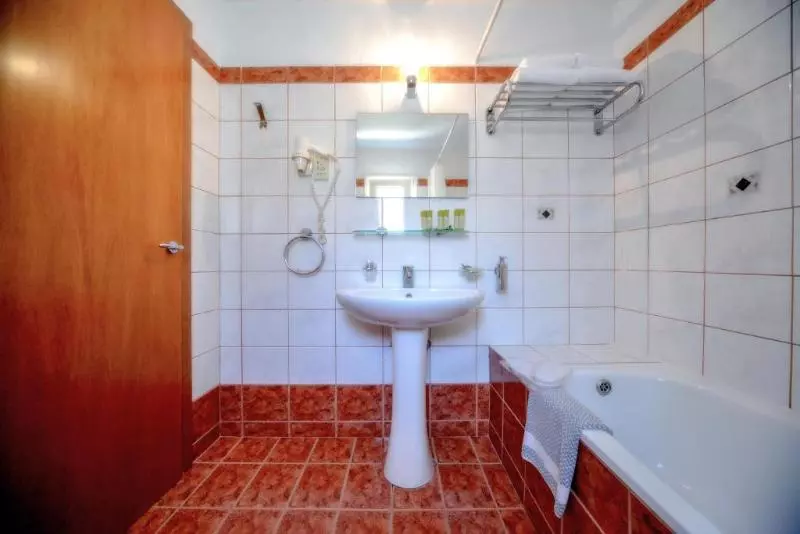 Standard Single Room Sea View