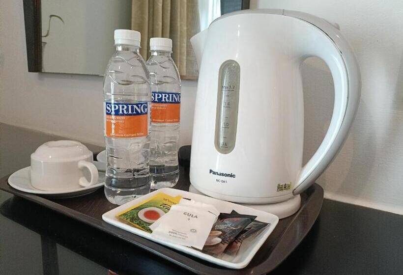 キングサイズベッドのスタンダードルーム, Stayinn Gateway Hotel Apartment