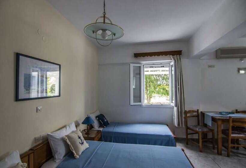 استودیو استاندارد با چشم‌انداز باغ, Villa Anna Maria Studios