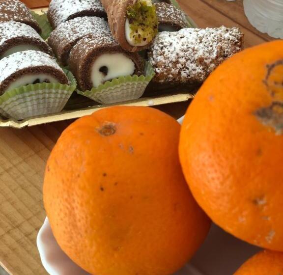 スーペリアスタジオ, B&b La Via Di Casa