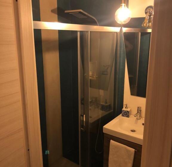 スーペリアスタジオ, B&b La Via Di Casa