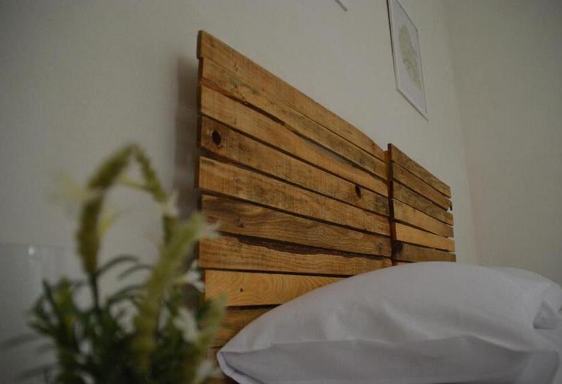 スタンダードトリプルルーム, B&b La Via Di Casa