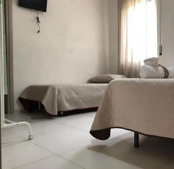 اتاق استاندارد سه نفره, B&b La Via Di Casa