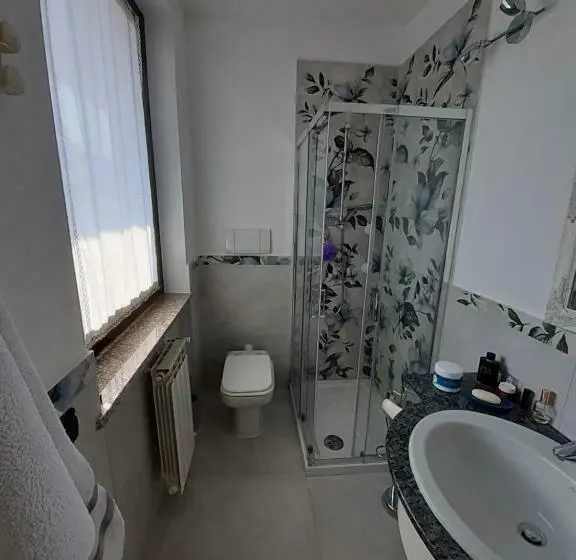 اتاق سوپریور با تخت بزرگ, B&b Villa Bucceri