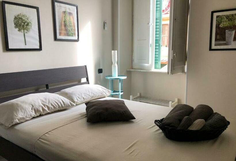 غرفة أساسية, Le Suites Maor